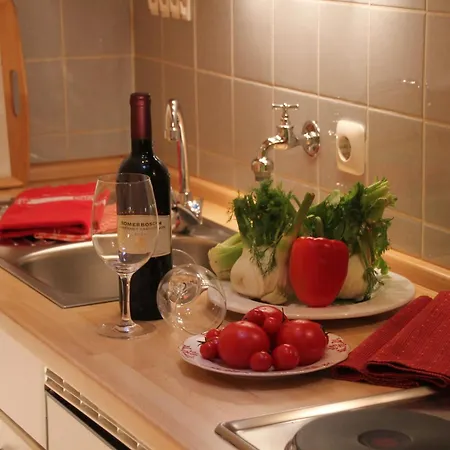 Gaestehaus Alpin Apartment *
